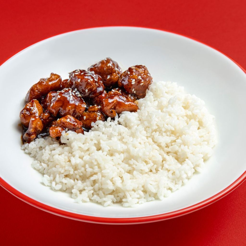 курица kowloon в кисло сладком соусе с рисом чихо